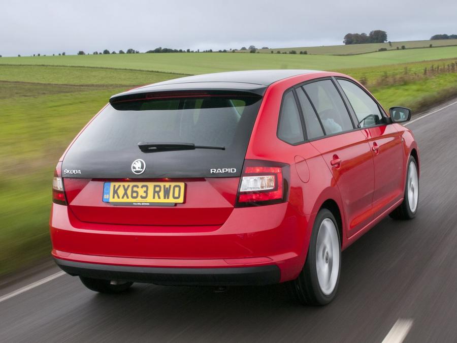 Skoda Rapid Spaceback 2013 года  (UK) (фото 25 из 26)
